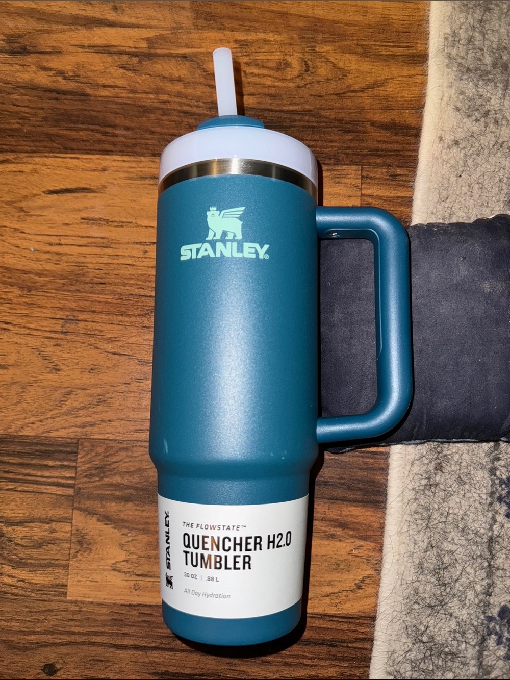 Stanley Teal Quencher H2.0 Tumbler with Handle and Straw 30 oz in Coastal Teal